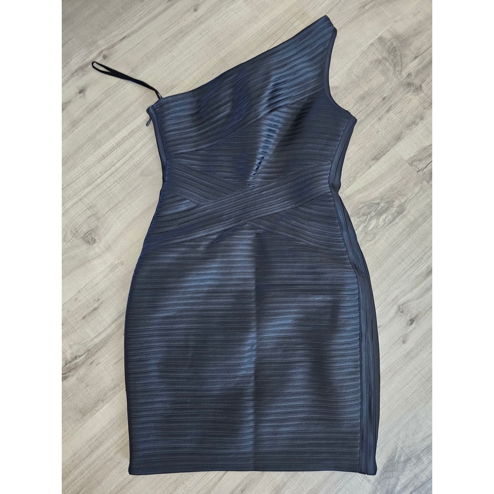 BCBGMAXAZRIA Mamie Black One Shoulder Bandage Dress Bodycon Cocktail Size 6